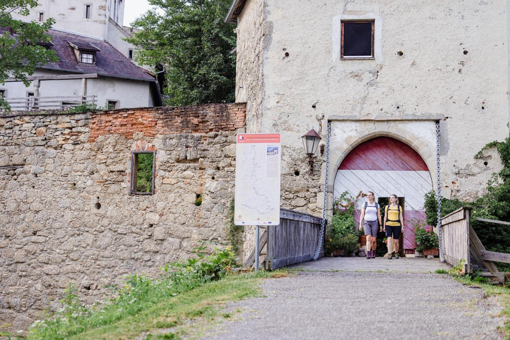 Schatz.Kammer Burg Kreuzen Kreuzen  Εξωτερικό φωτογραφία